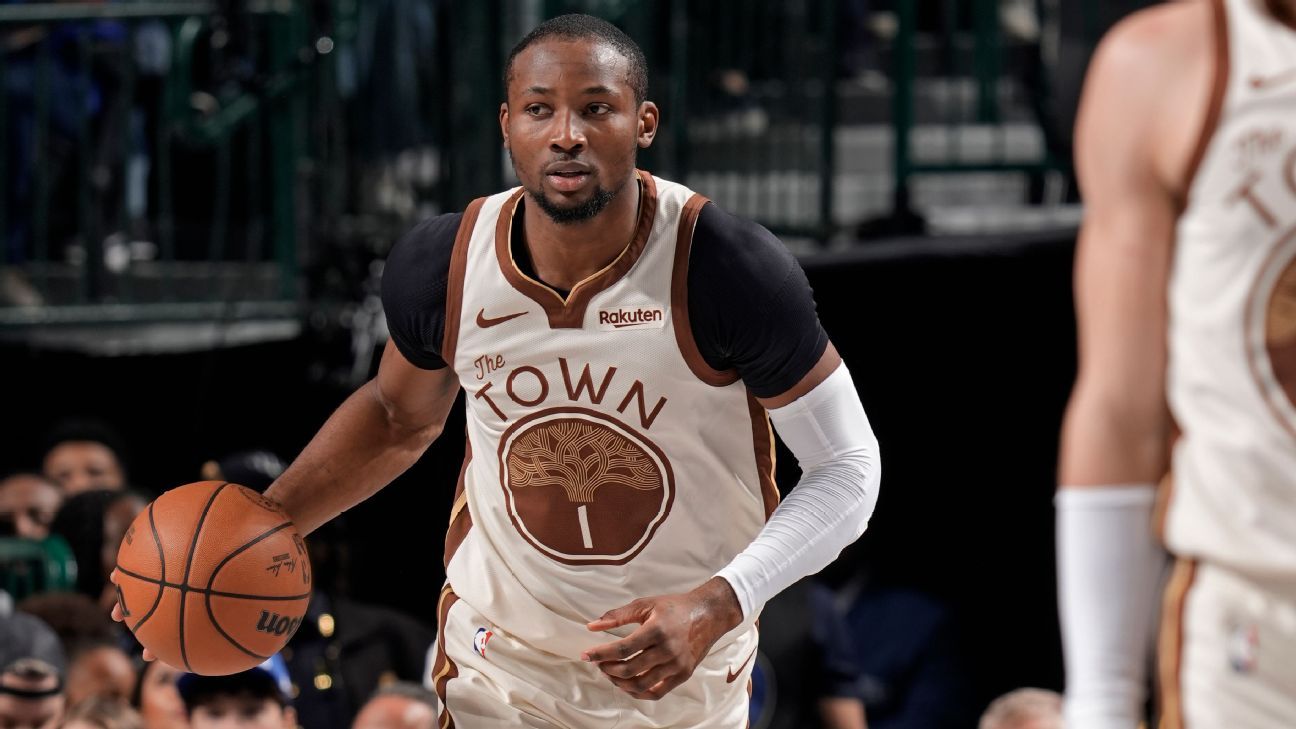 Kuminga of the Warriors ruled out for the remainder of the game due to ankle and knee injuries. 1