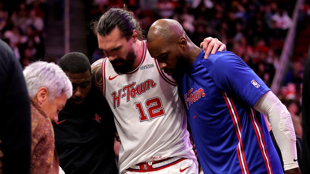 Rockets' Steven Adams 'out indefinitely' with ankle sprain 1