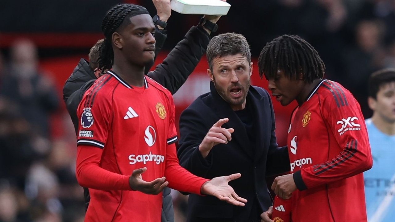 Does Man United and Real Madrid hiring a caretaker manager make sense? 1