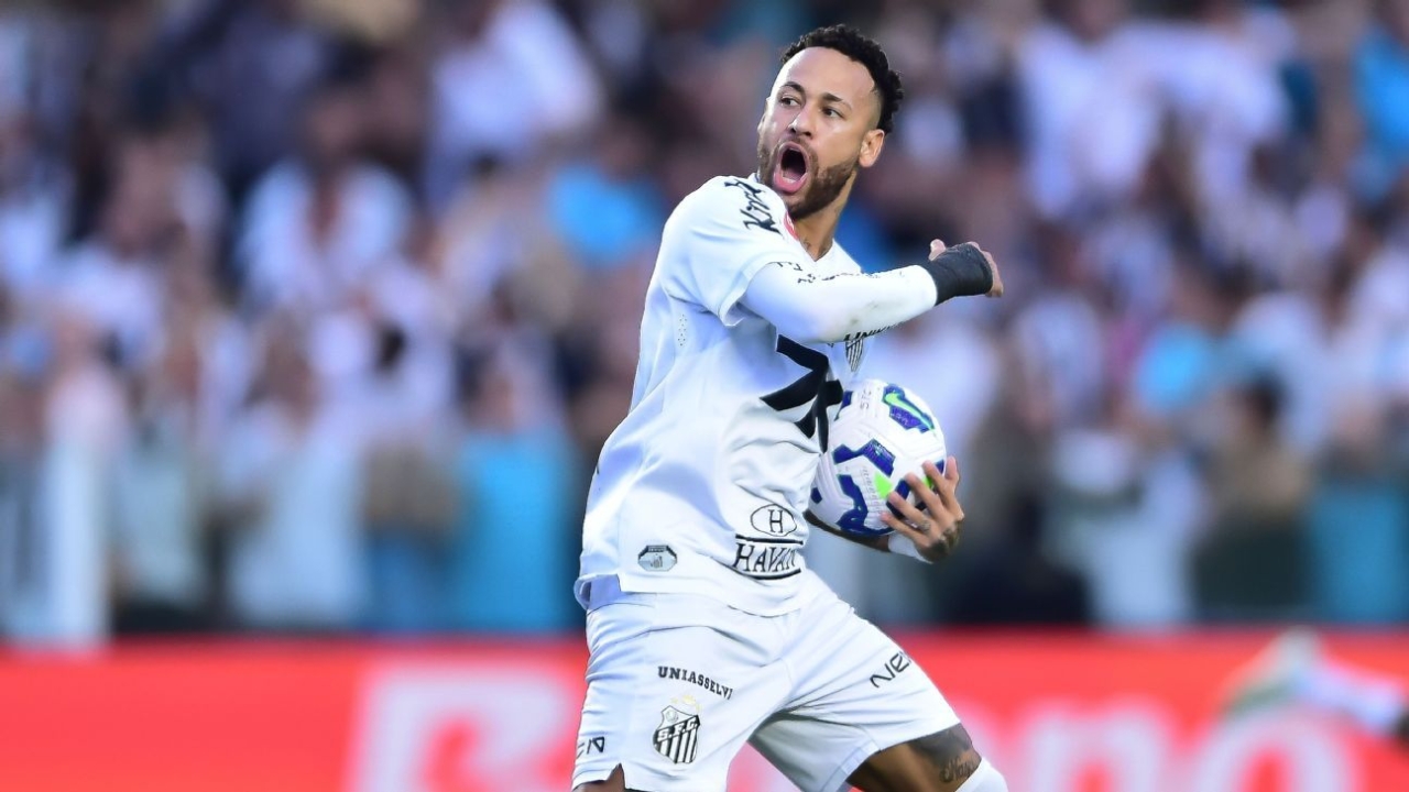 Neymar signs Santos renewal through 2026 with sights on World Cup 1