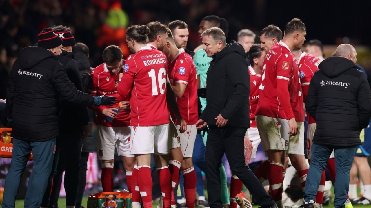 Phil Parkinson revels as Wrexham pass 'next stage' by beating Premier League's Forest 1