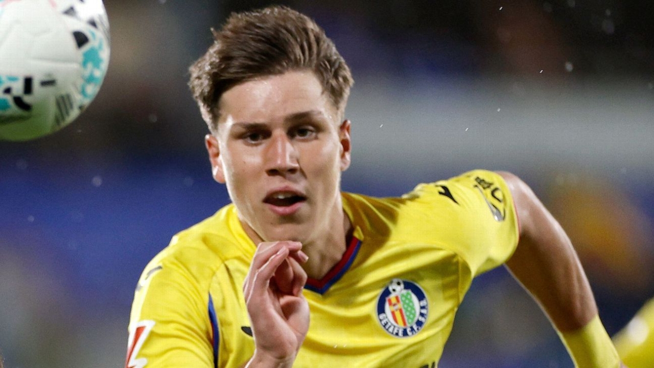 Spain train crash: Getafe's Davinchi pays heart-breaking tribute to father who died 1