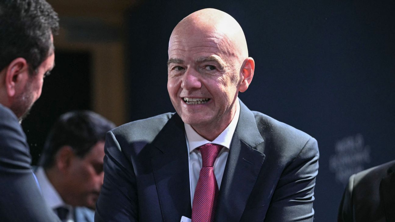 UK authorities: Gianni Infantino's remark regarding British supporters not 'constructive or precise' 1