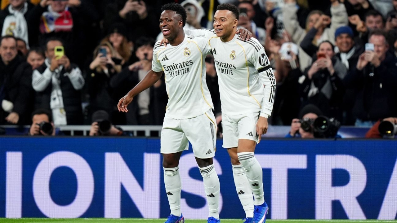 Vinícius Júnior roars back into form, much to the Bernabéu's delight 1