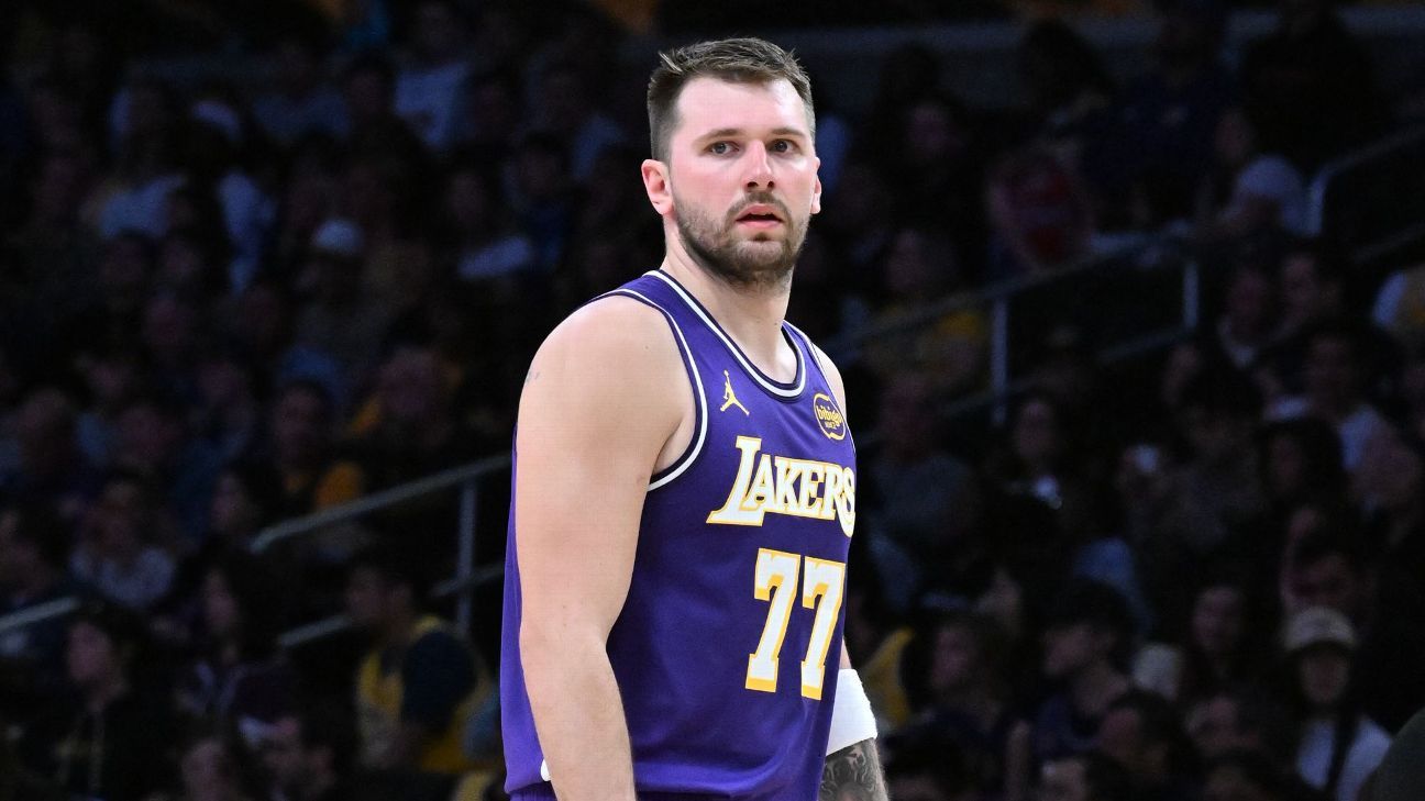 Lakers' Doncic to miss game against Warriors due to left hamstring strain 1