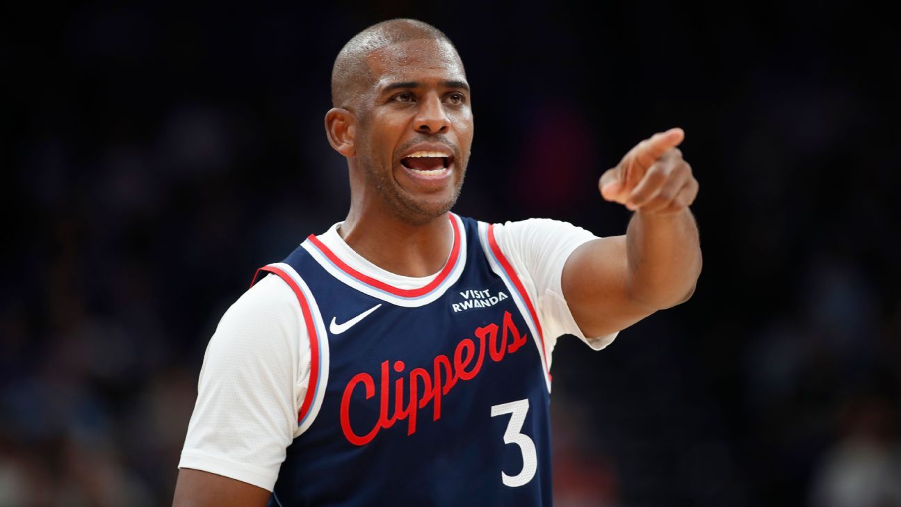 Chris Paul of the Clippers joins the Raptors in a three-team trade. 1