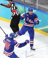 Team USA Advances to Olympic Semifinal With 2-1 Overtime Victory Over Sweden Team USA Moves Forward to Olympic Semifinals Following 2-1 Overtime Win Against Sweden 31