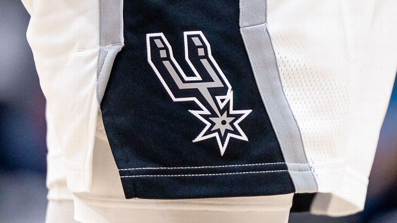 Snowstorm halts Spurs; matchup against Magic on Sunday postponed. 1