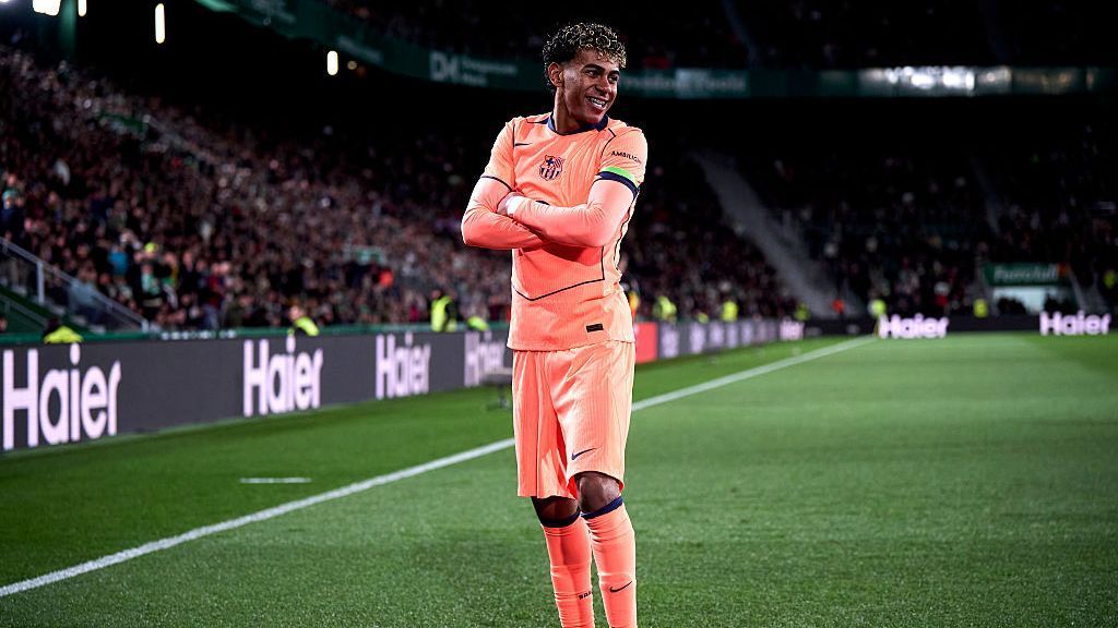 Hansi Flick believes Barcelona's Lamine Yamal has the potential to 'attain a higher level.' 1