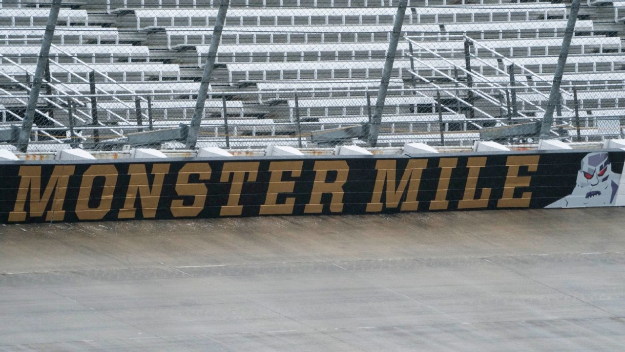 NASCAR scraps "Promoter's Caution" for Dover All-Star race NASCAR eliminates "Promoter's Caution" for Dover All-Star event 1