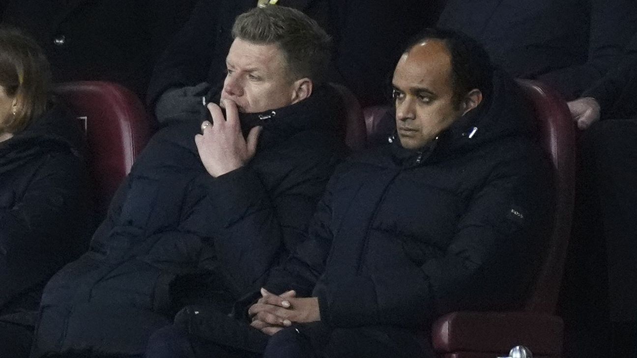 Tottenham director Johan Lange suggests Igor Tudor may secure a permanent position with victories and an offensive style of play. 1