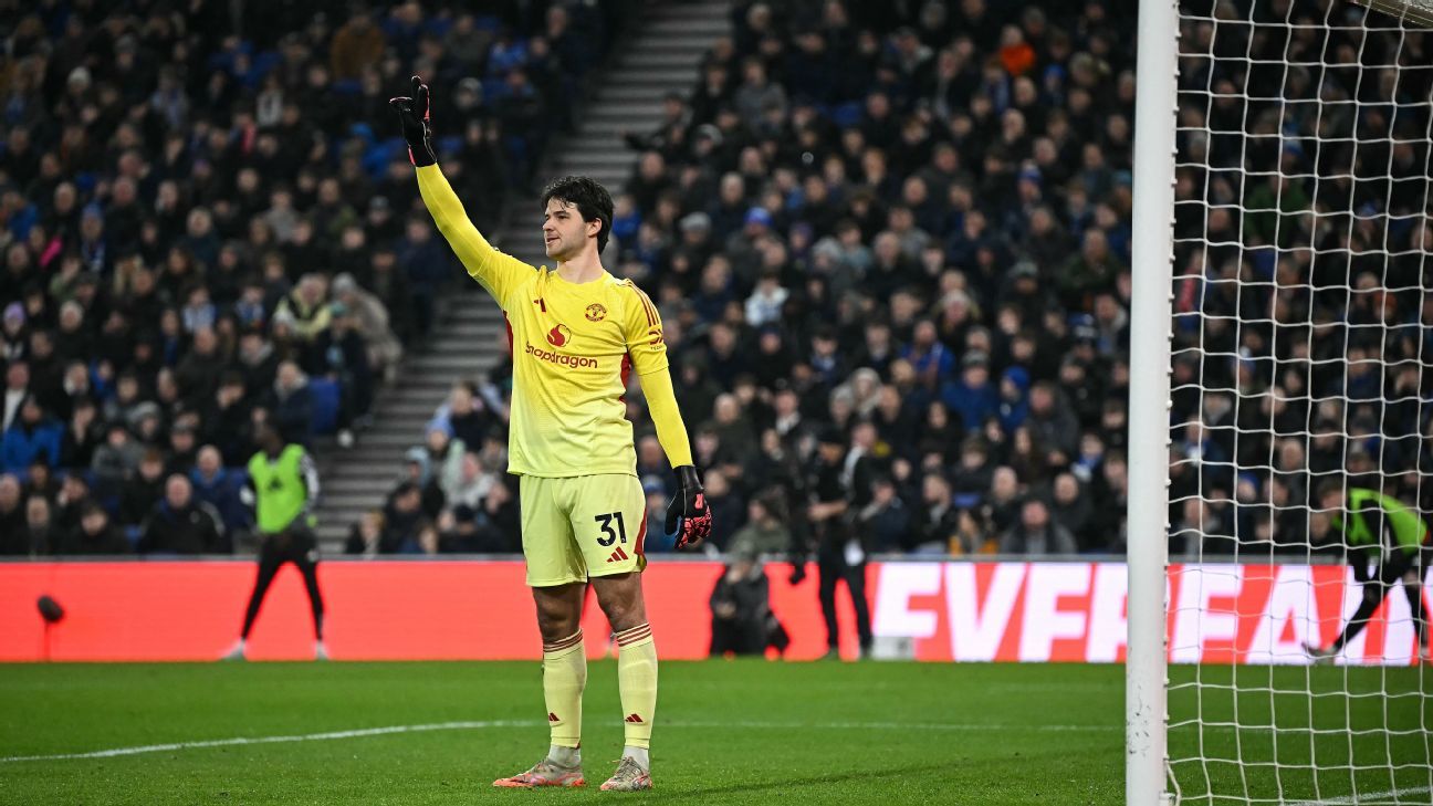 Senne Lammens mitigates 'chaos' in goal as Man United win Senne Lammens stabilizes defense in goal as Manchester United secures victory 1