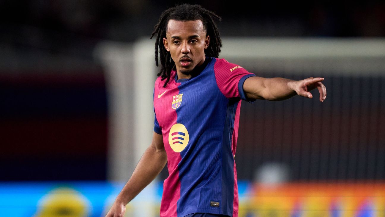 Spanish refs say VAR missed foul on Koundé in Barcelona loss Spanish officials claim VAR overlooked foul on Koundé during Barcelona defeat. 1