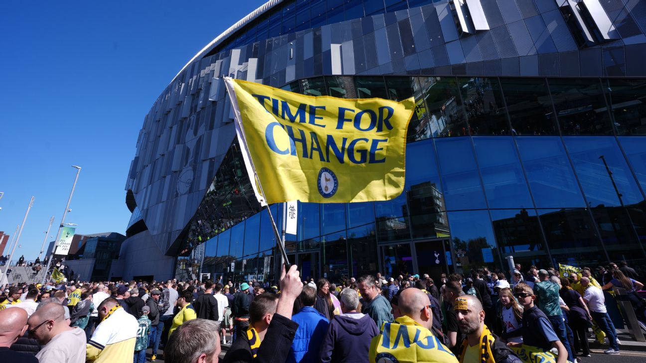 Tottenham faces allegations of altering meeting records, supporter organizations demand clarity. 1