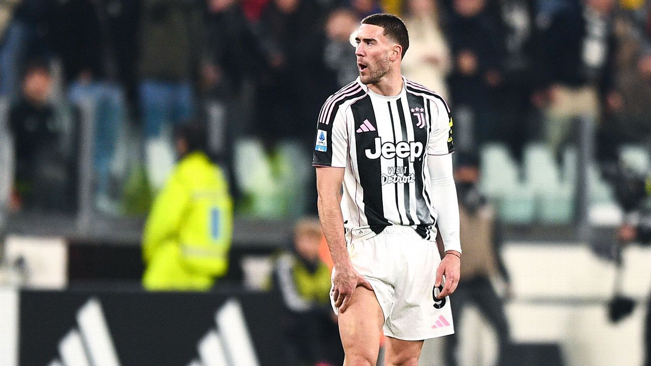 Transfer speculation: Chelsea and Tottenham interested in Juventus' Vlahovic 1