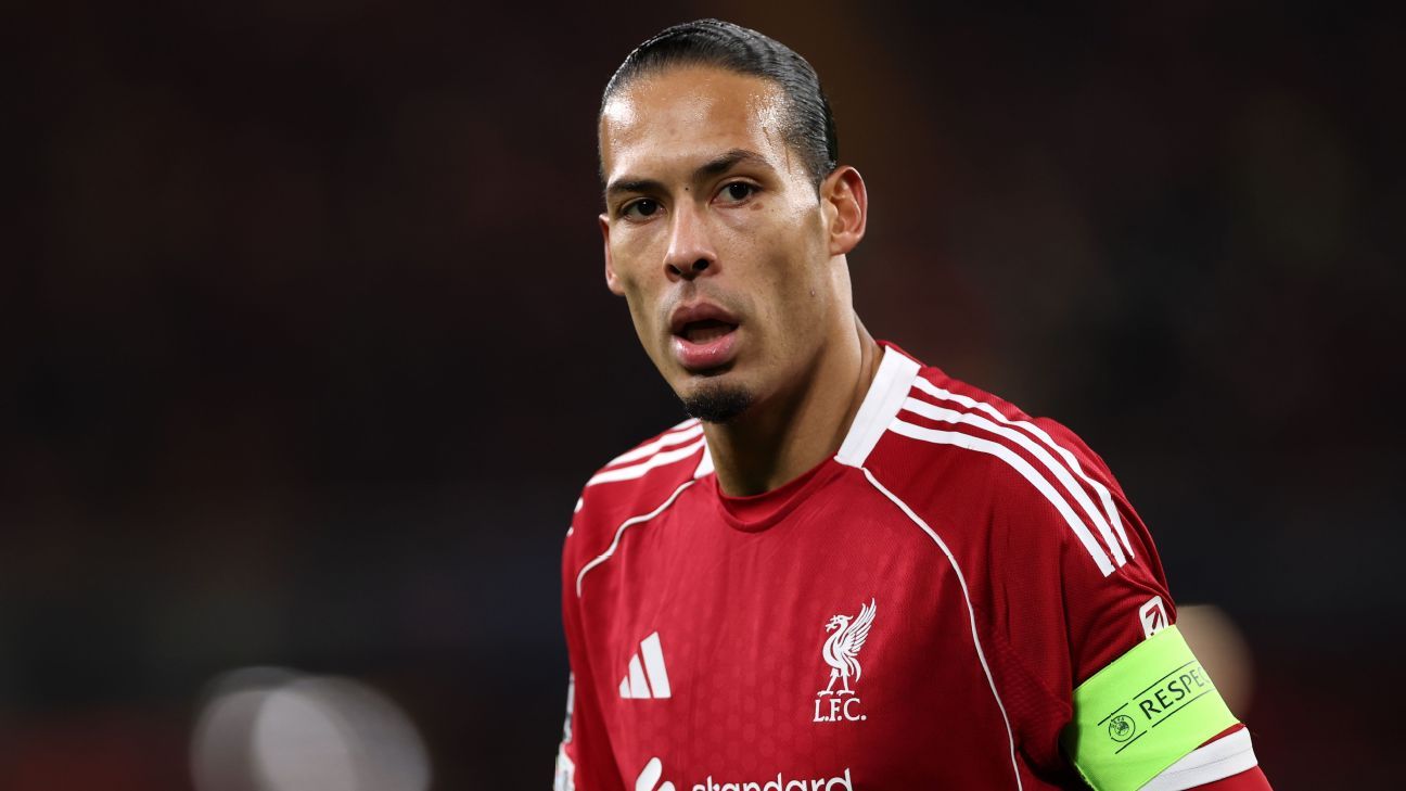 Virgil Van Dijk: No signs of 'discord' in Liverpool locker room 1