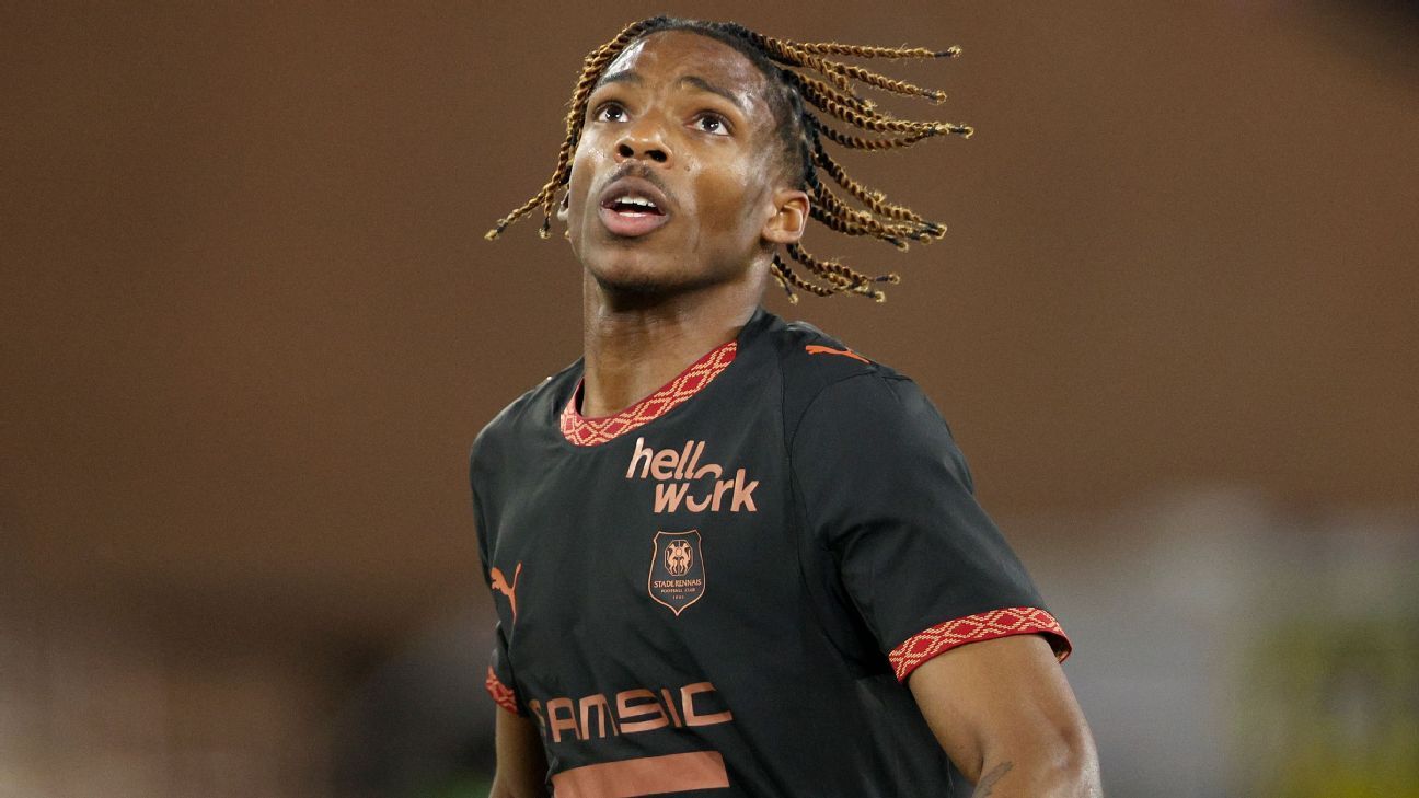 What contributions can defender Jérémy Jacquet make to Liverpool this summer? 1