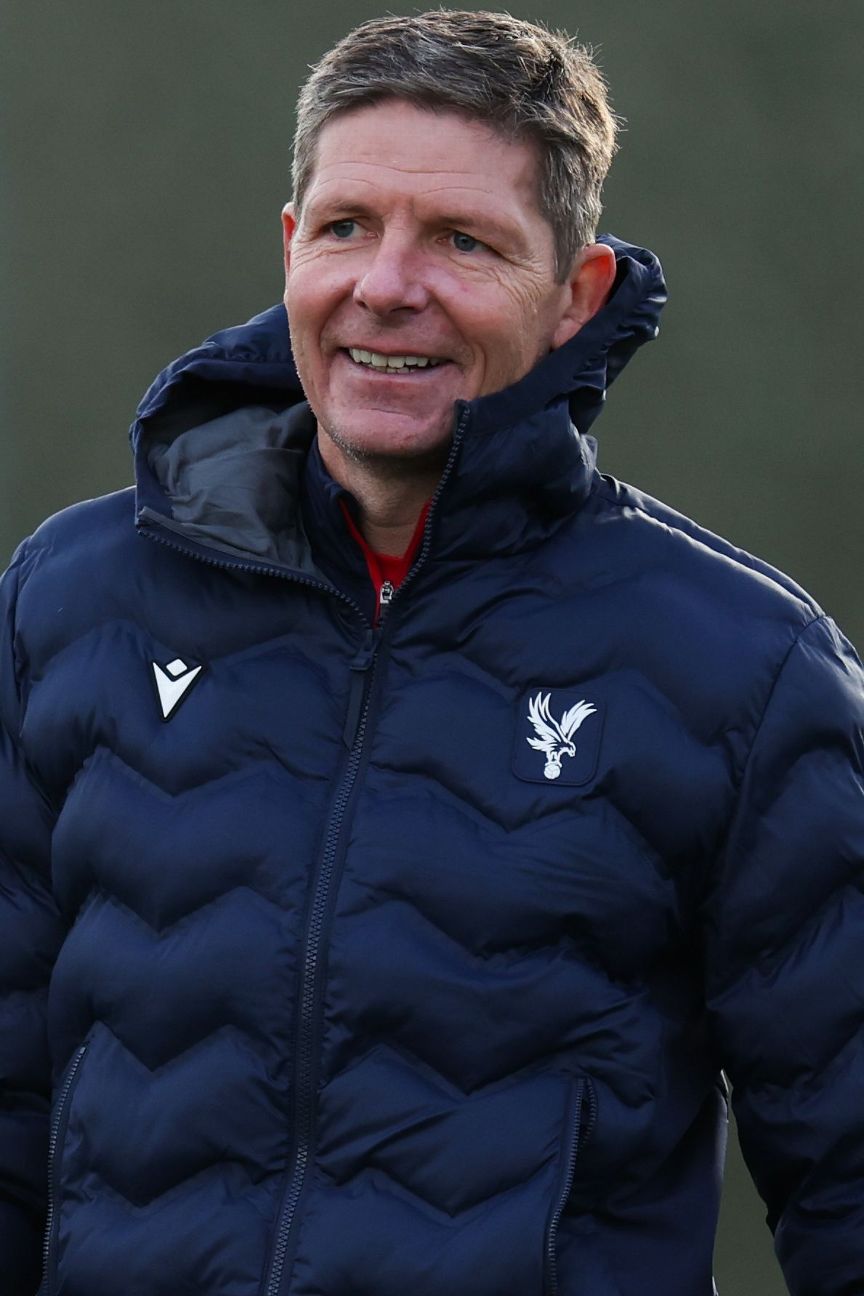 Who are the potential replacements for Frank as Tottenham's head coach? 5