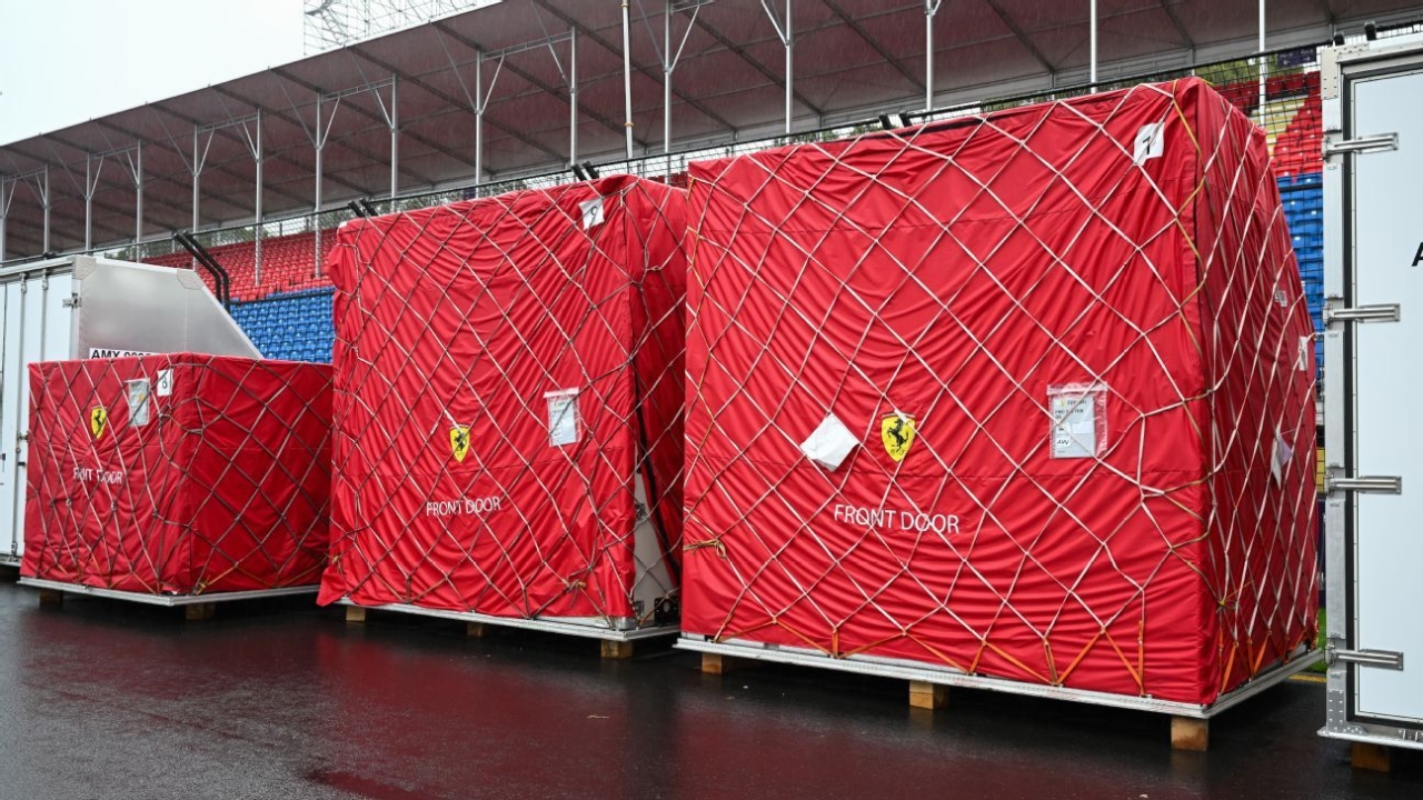 F1 uses charter planes to beat travel chaos and keep Australian Grand Prix on F1 employs charter flights to navigate travel disruptions and ensure Australian Grand Prix proceeds 1