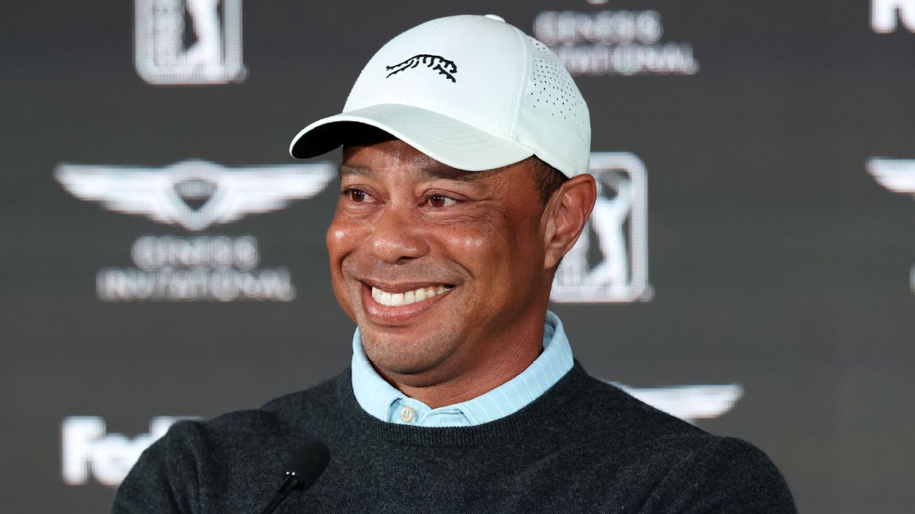 Champions of USGA amateur competitions to receive Tiger Woods medal and trophy 1