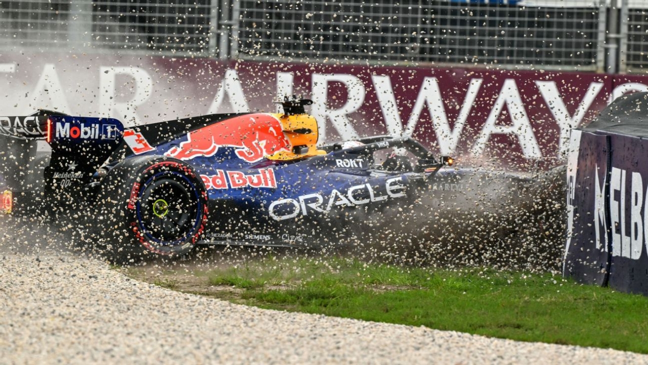 Australian Grand Prix: Max Verstappen exits qualifying due to crash 1