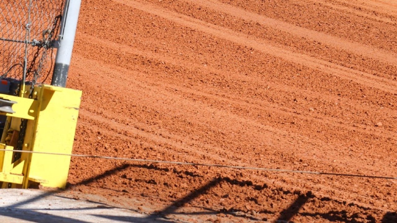 Official dies while attending to incident at World of Outlaws event 1