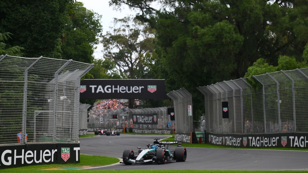 Australian Grand Prix LIVE: Current updates as George Russell, Kimi Antonelli, and Charles Leclerc compete for F1 win 1