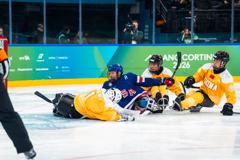 Team USA Overcomes China, 7-1, with Farmer Setting New Paralympic Points Record 29