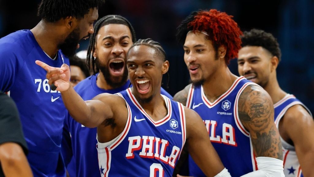 Tyrese Maxey returns as healthy 76ers rally past Hornets Tyrese Maxey makes comeback as 76ers overcome Hornets 1