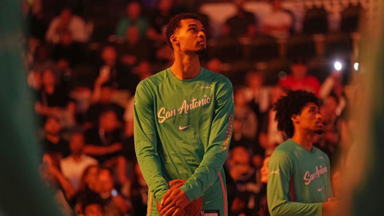 NBA intel: Spurs title buzz grows among execs, coaches, scouts NBA insights: Spurs championship discussions increase among executives, coaches, and scouts. 1