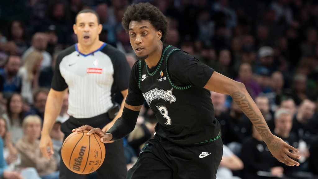 Timberwolves' Jaden McDaniels sidelined week-to-week due to knee injury 1