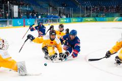 Team USA Overcomes China, 7-1, with Farmer Setting New Paralympic Points Record 33