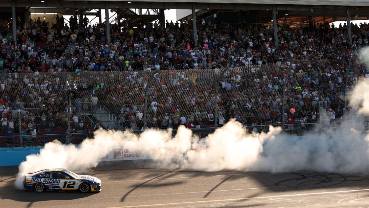 Penske's Dominance in American Racing: A Look at IndyCar and NASCAR Success 1