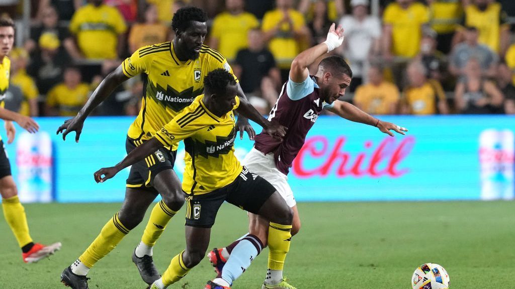 MLS imposes lifetime bans on Jones and Yeboah for wagering on their own matches. 1