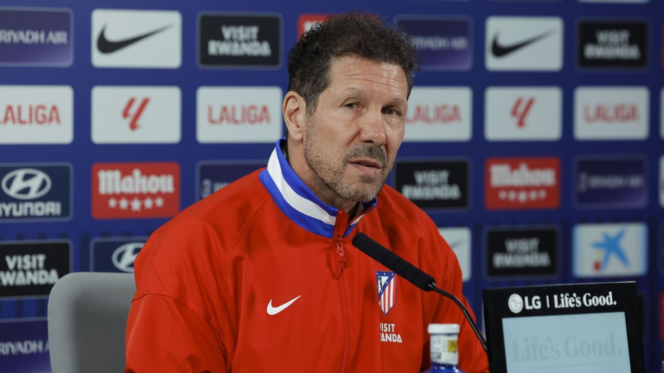 Simeone expresses irritation as Alvarez transfer discussions dominate Atleti's UCL victory. 1