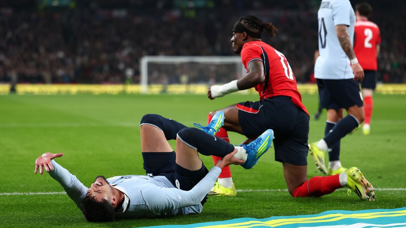 Uruguay's Joaquín Piquerez injured in challenge with Noni Madueke, could miss World Cup Uruguay's Joaquín Piquerez sustains injury in encounter with Noni Madueke, may be sidelined for World Cup 1