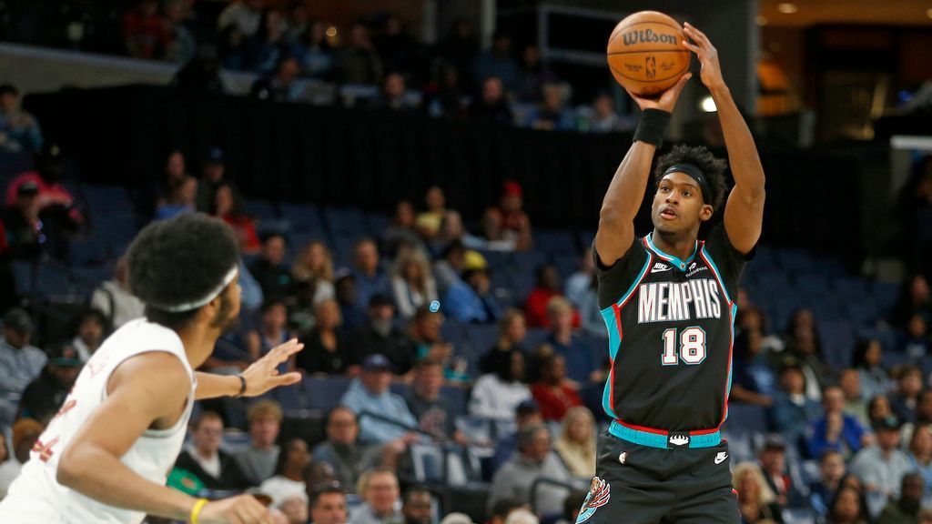 Grizzlies tie record for most 3s made with 29 but lose to Cavaliers Grizzlies match record for highest number of 3-pointers with 29 but fall to Cavaliers 1