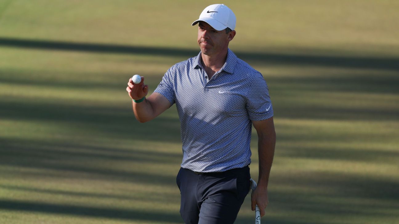 How Rory McIlroy's Saturday stumble sets up a dramatic Sunday at the Masters Rory McIlroy's Saturday setback paves the way for an intense Sunday at the Masters. 1