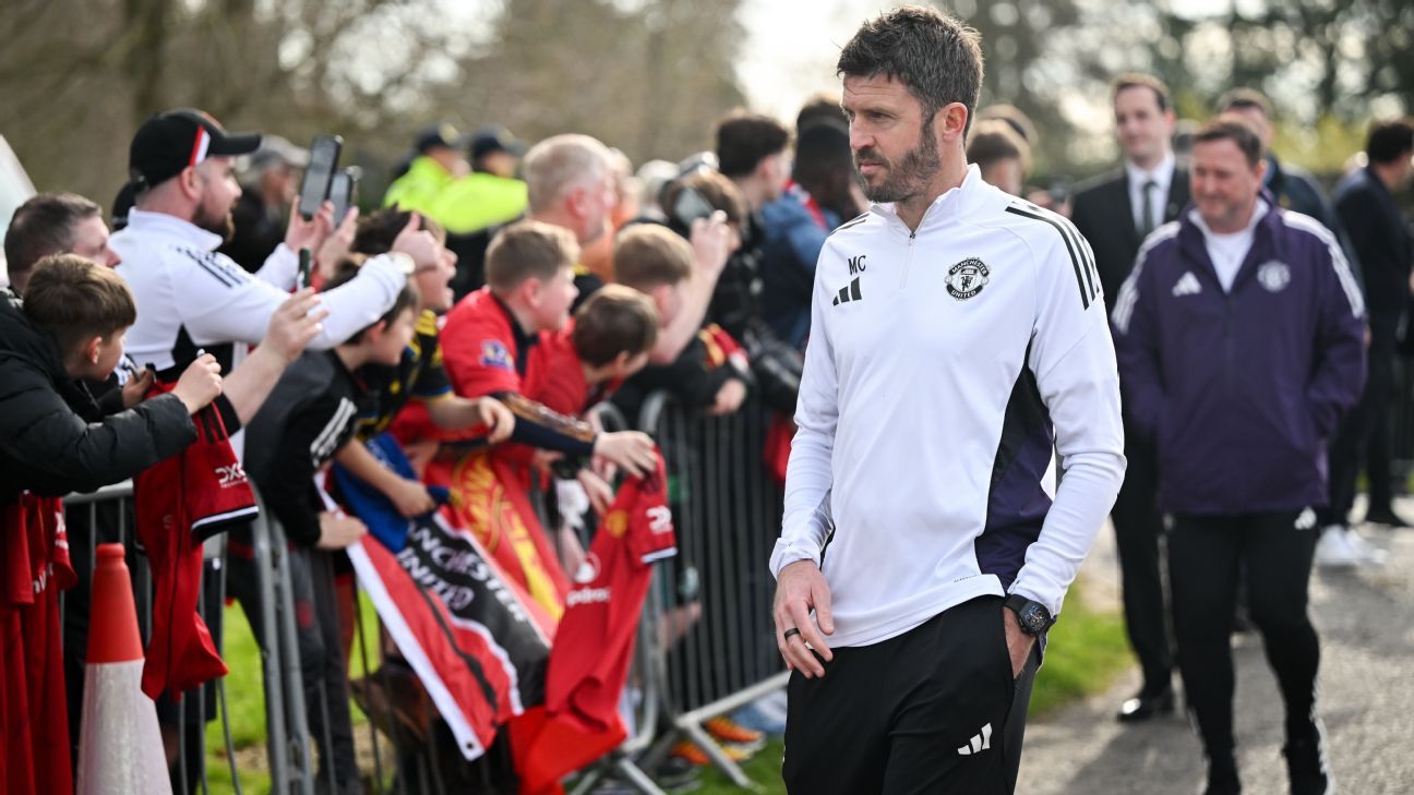 A significant summer lies ahead for Manchester United, with a focus on transfers. 1