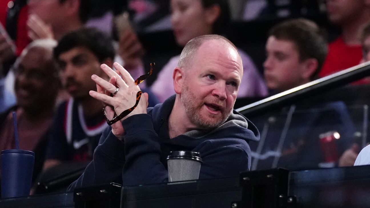 Lawrence Frank states that the Clippers' overarching goal continues to be achieving victory with Kawhi. 1