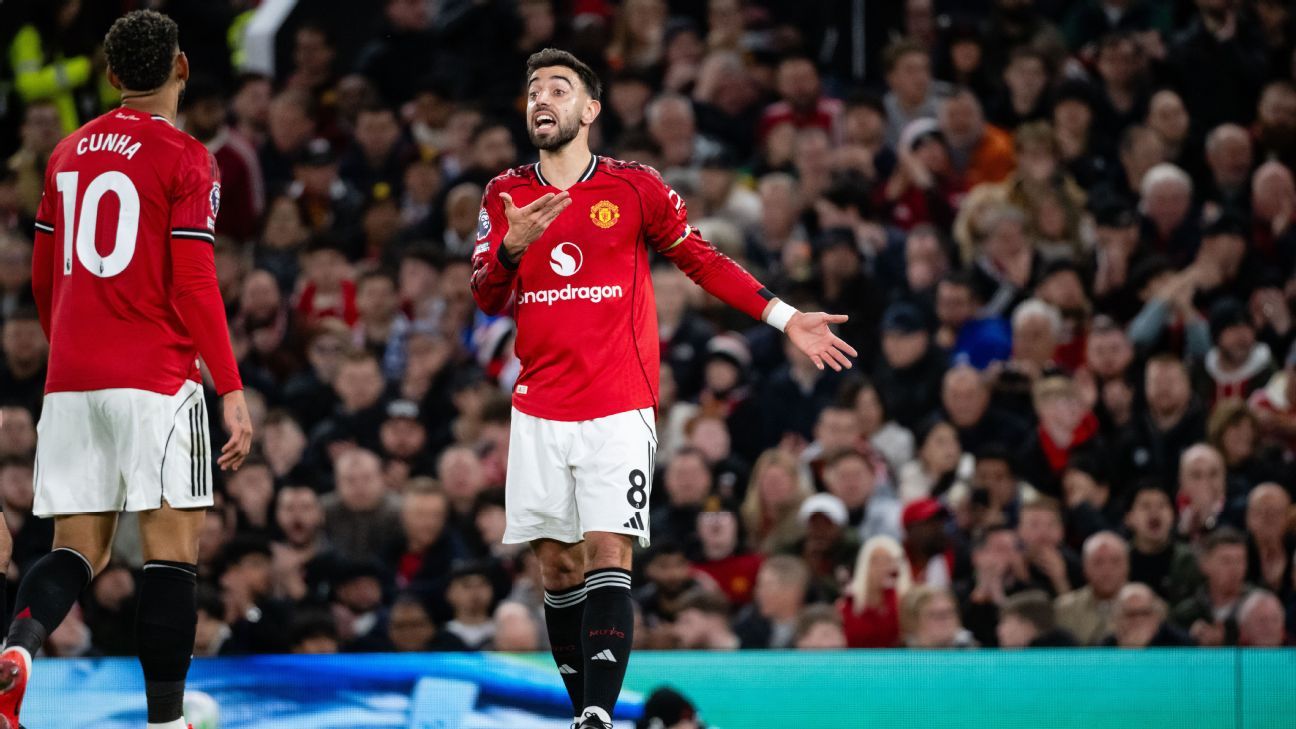 Bruno Fernandes calls on Manchester United to regroup after defeat to Leeds. 1