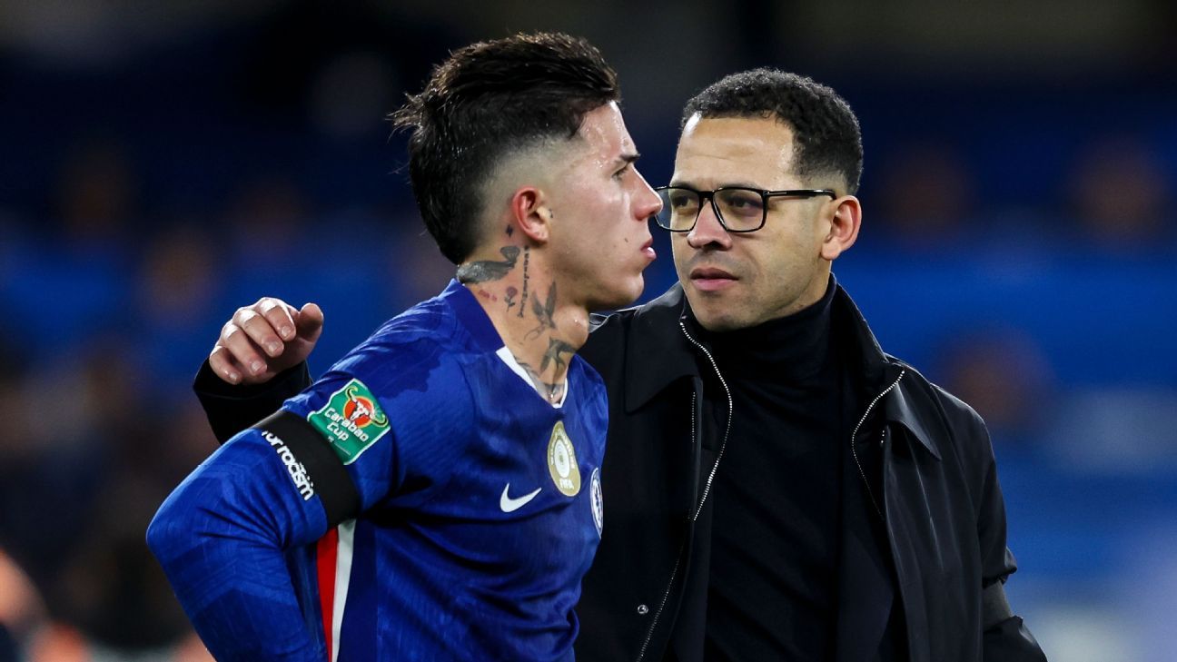 Enzo Fernández has apologised, but still out vs. Man City - Chelsea's Liam Rosenior Enzo Fernández has expressed regret, but remains unavailable for the match against Man City, according to Chelsea's Liam Rosenior. 1