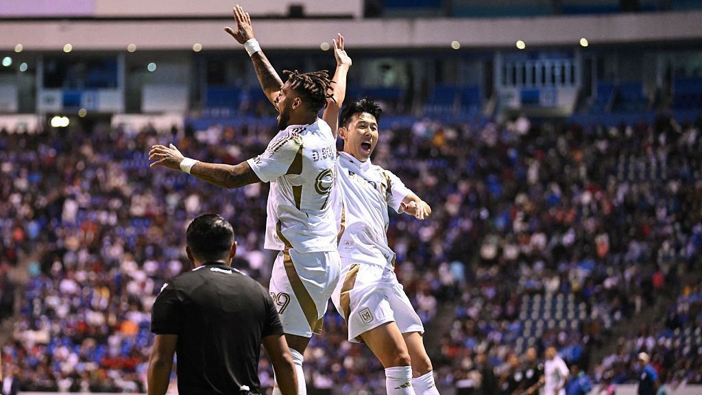 LAFC closes out Cruz Azul to reach Champions Cup semis LAFC defeats Cruz Azul to advance to Champions Cup semifinals 1