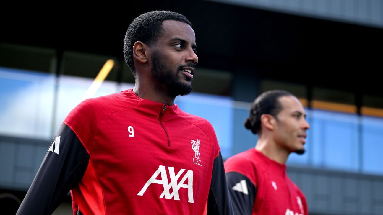 Liverpool's Alexander Isak returns to training, but is not prepared to begin - Arne Slot 1
