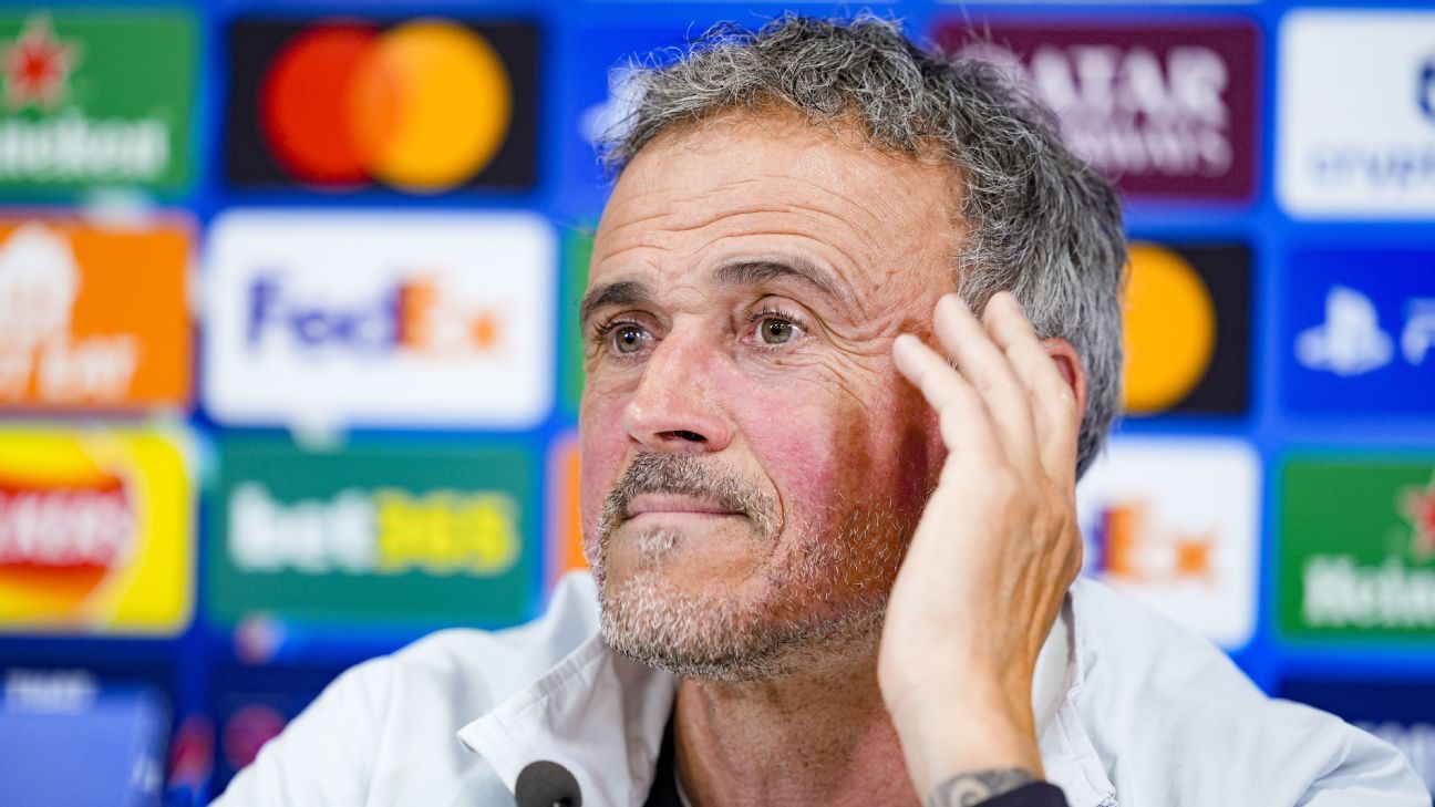 Luis Enrique cautions PSG about the 'pitfall' of holding a two-goal advantage over Liverpool. 1