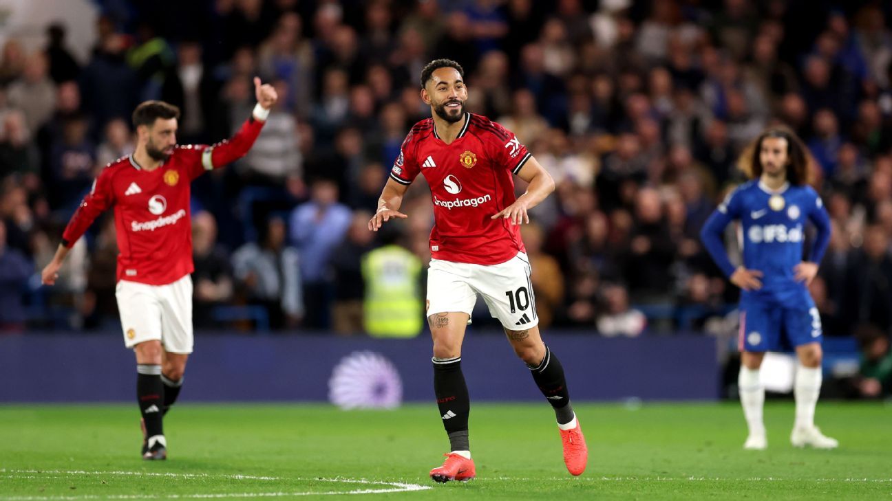 Man United edges closer to UCL qualification with victory over troubled Chelsea 1