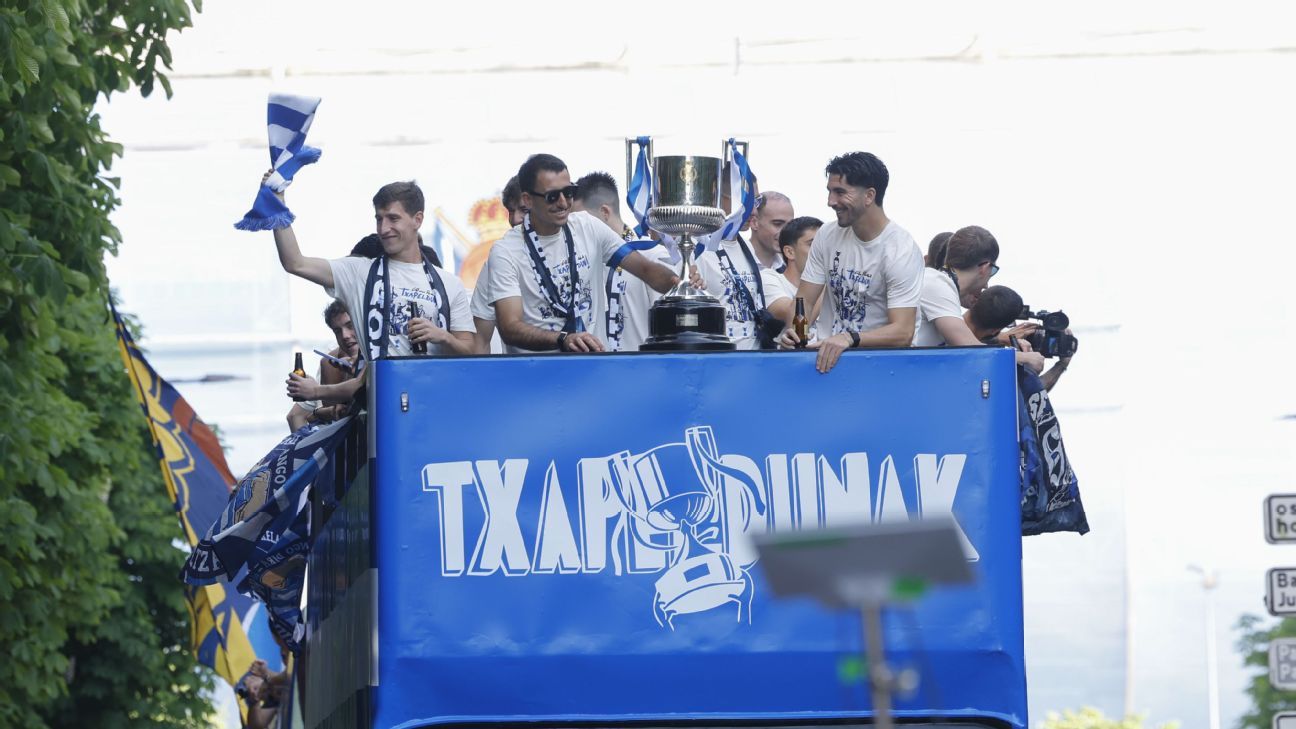 Matarazzo acknowledges Real Sociedad's Copa victory: 'This is only the start' 1