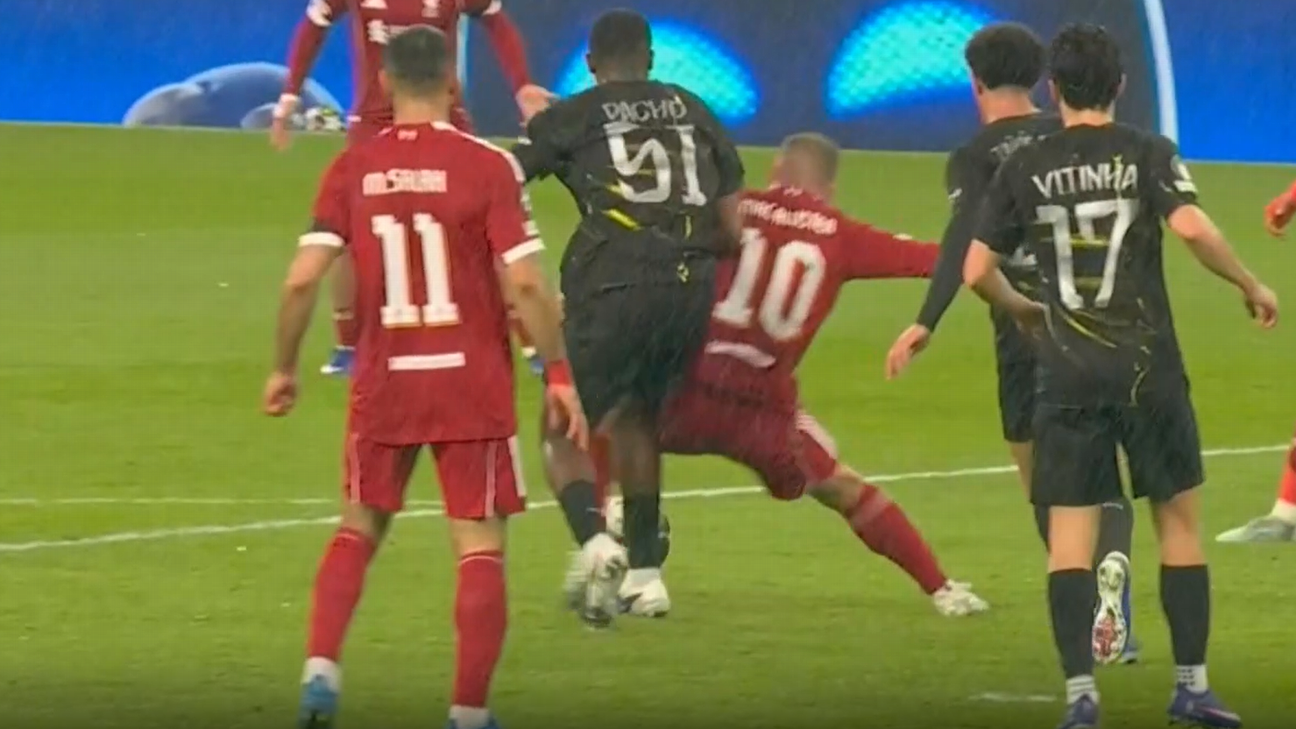 VAR review: Why did VAR overturn Liverpool's penalty vs. PSG? VAR analysis: What led to the reversal of Liverpool's penalty against PSG? 3