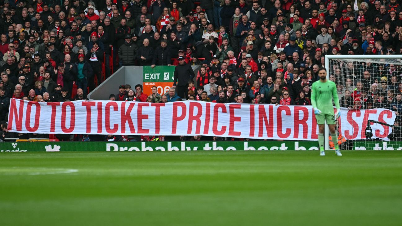 Virgil van Dijk supports Liverpool supporters' protests against ticket prices: 'Heart and soul' 1