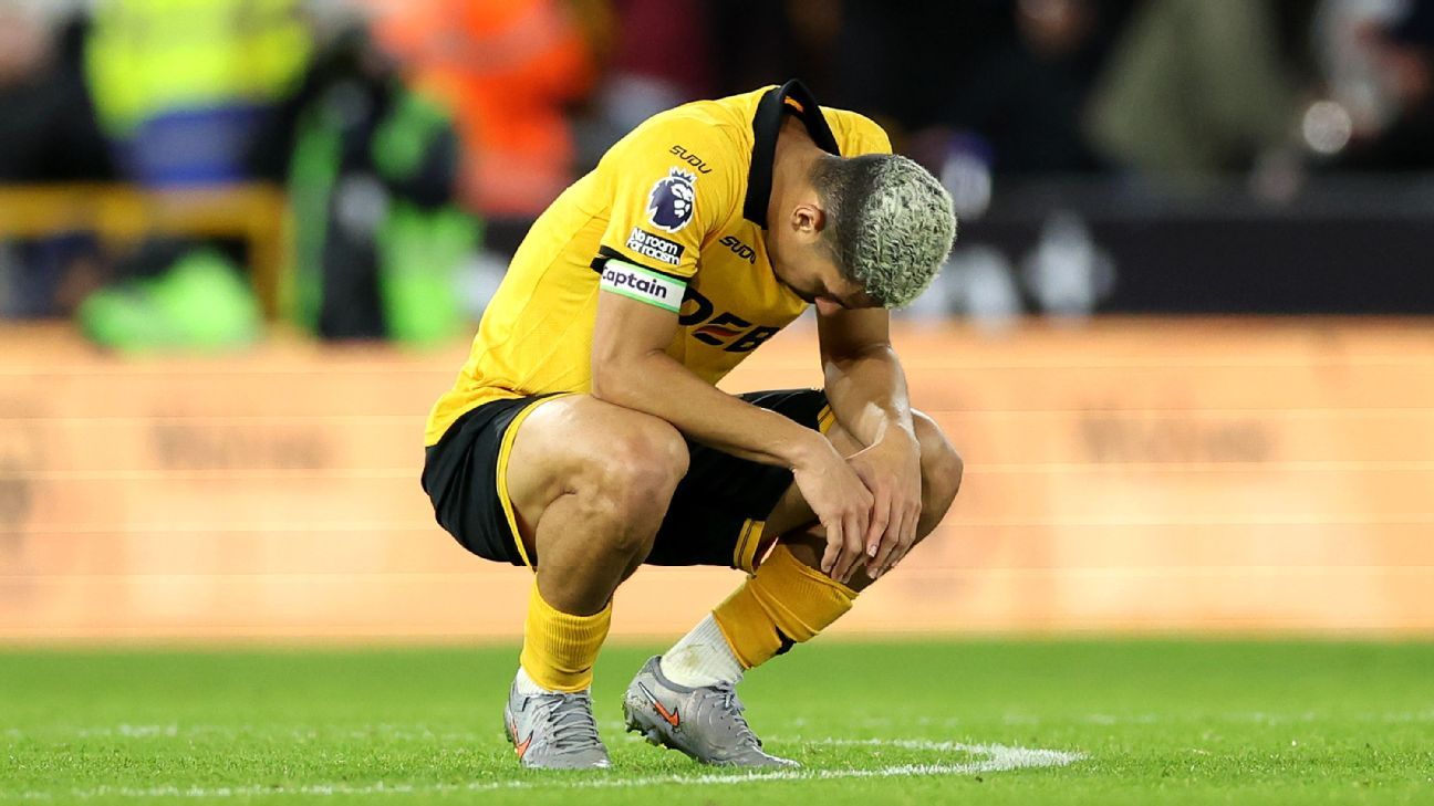 Wolves drop to the Championship following draw between West Ham and Crystal Palace 1